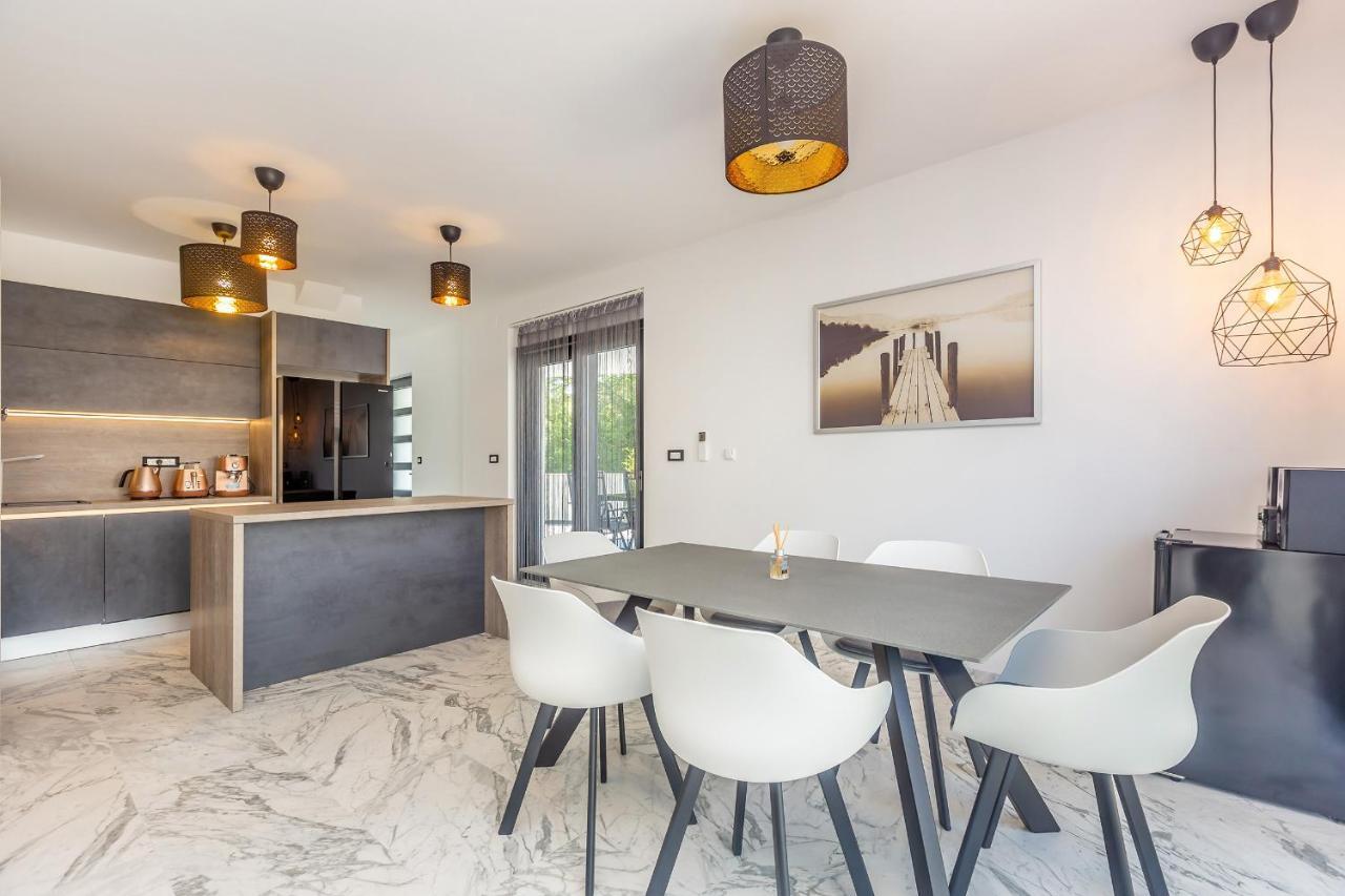 Luxury Apartment Noa Njivice Εξωτερικό φωτογραφία